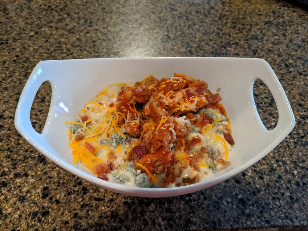 Buffalo Mac and Cheese